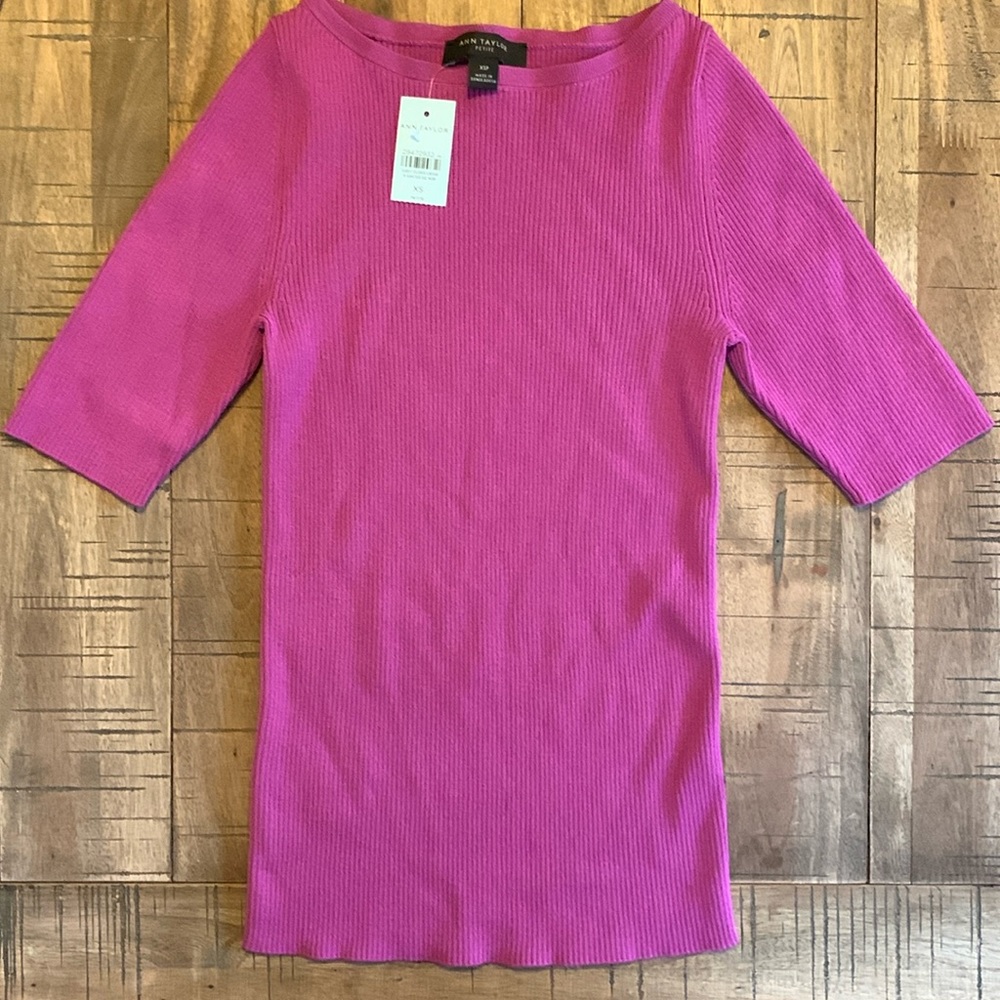 NWT, Ann Taylor Petite, Magenta Stretch Top
